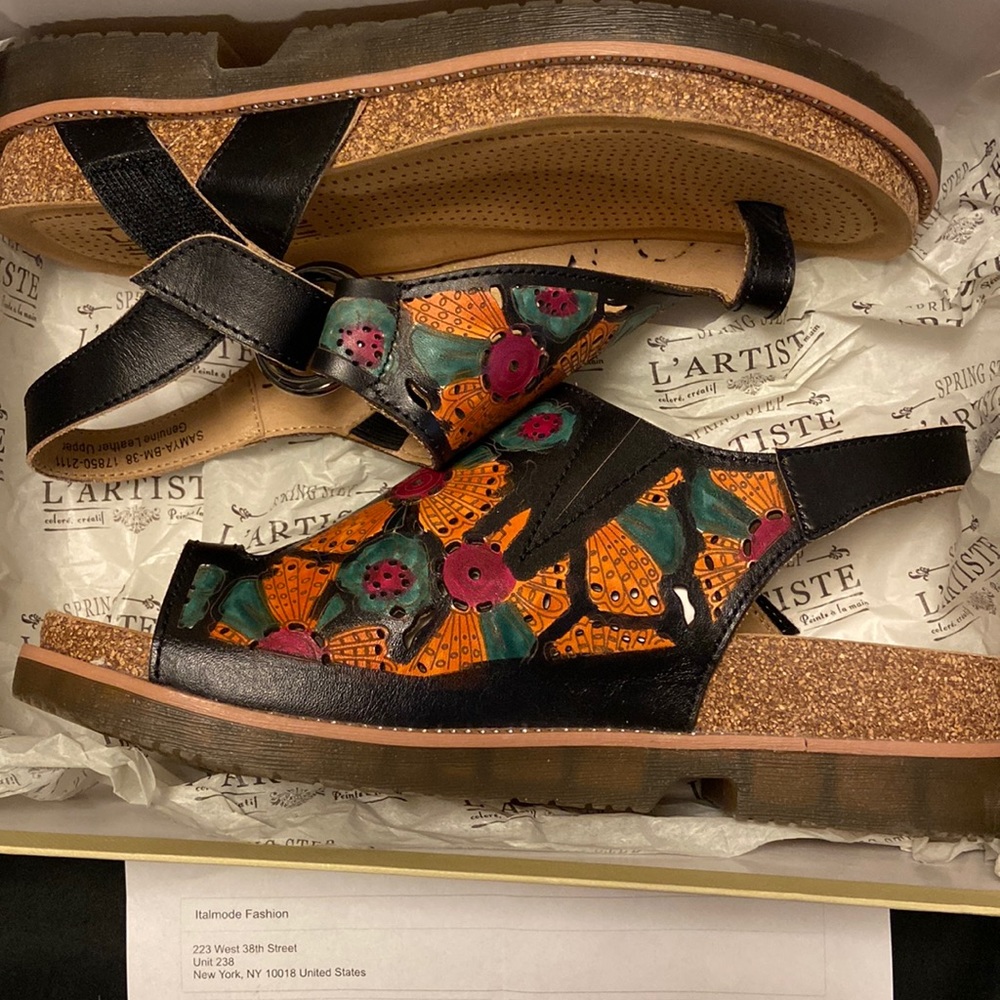 Lartiste Samya black/multi 38 euro (7.5 womens US) genuine leather sandals